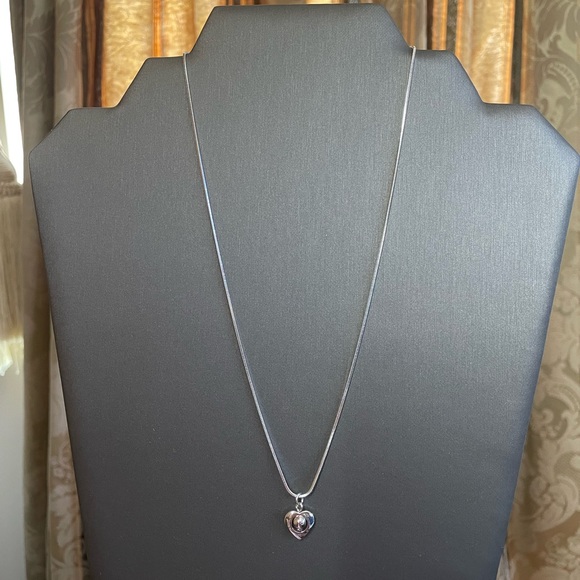 Stainless Steel Heart Necklace Pendant - Picture 3 of 4